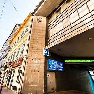  Apartment Bpr Emerald